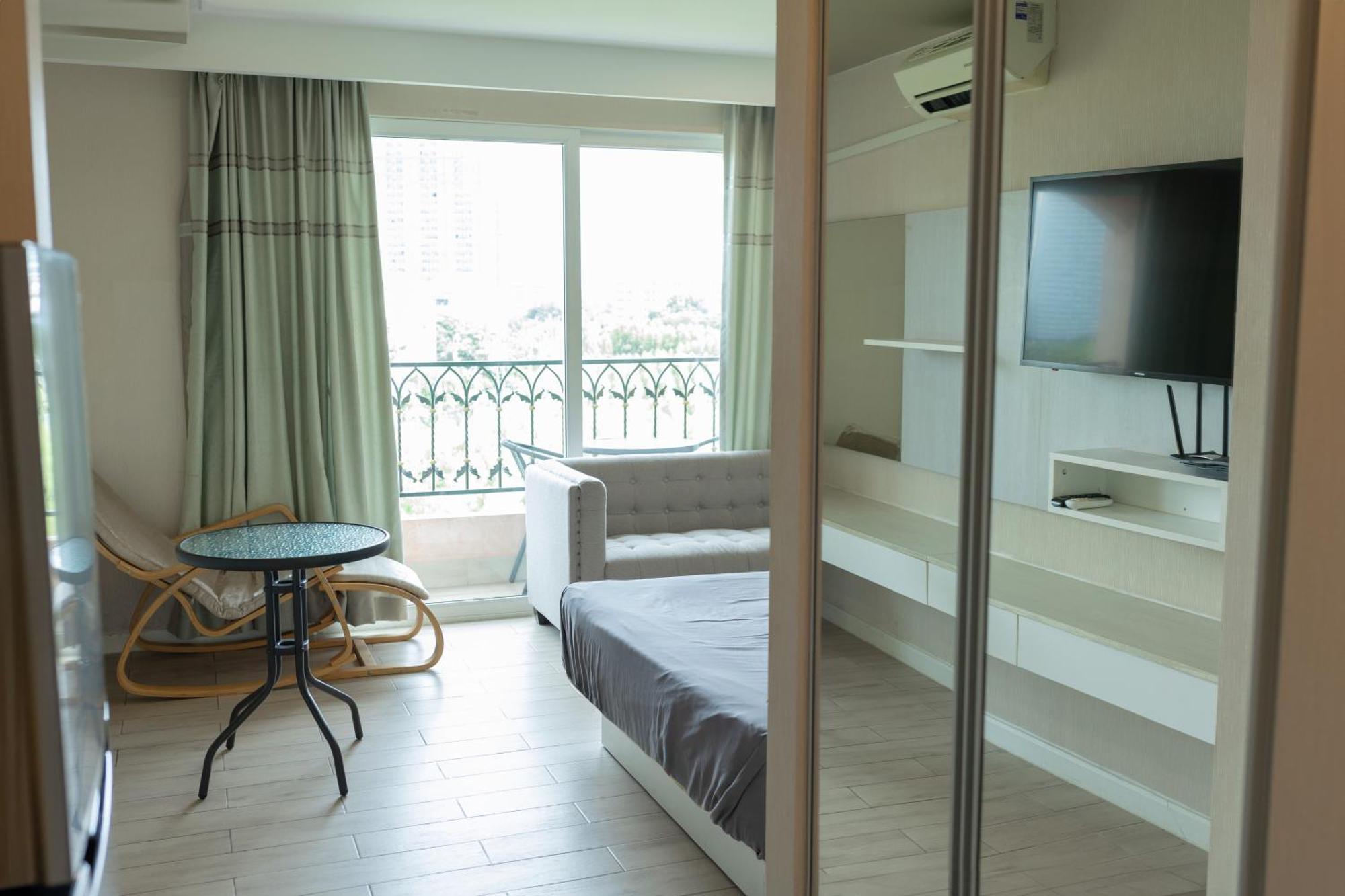Seven Seas Condo Resort Jomtien Beach Buitenkant foto